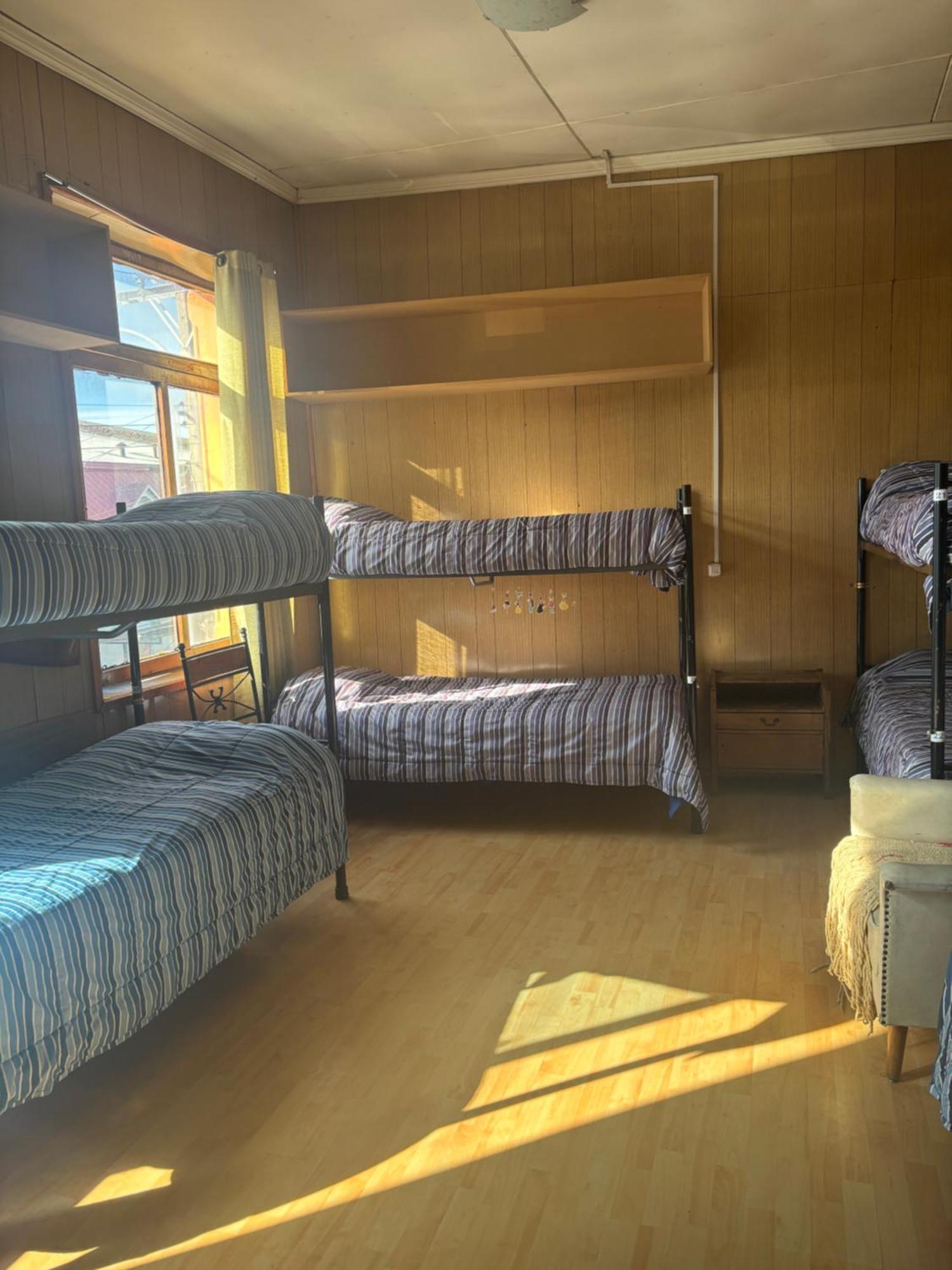 Hostel La Morenita Punta Arenas Bagian luar foto